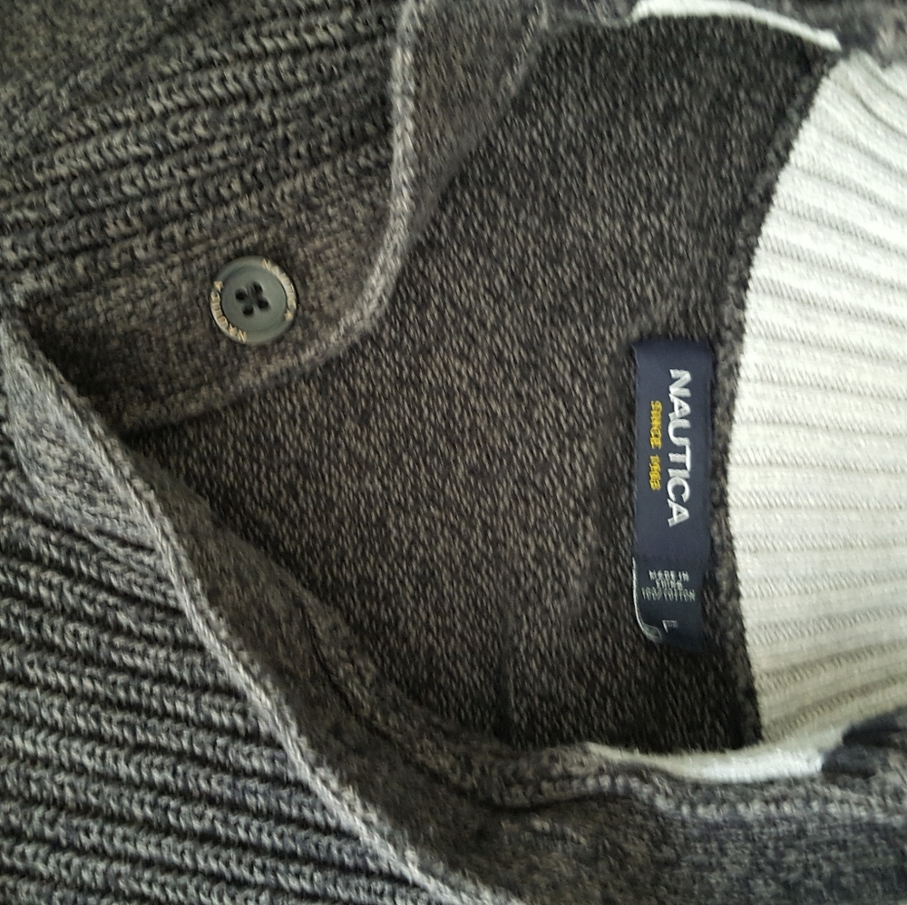 Fatique sweater